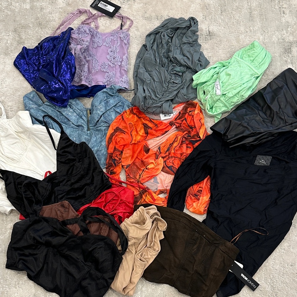 15 TOP BUNDLE - SIZE M/L